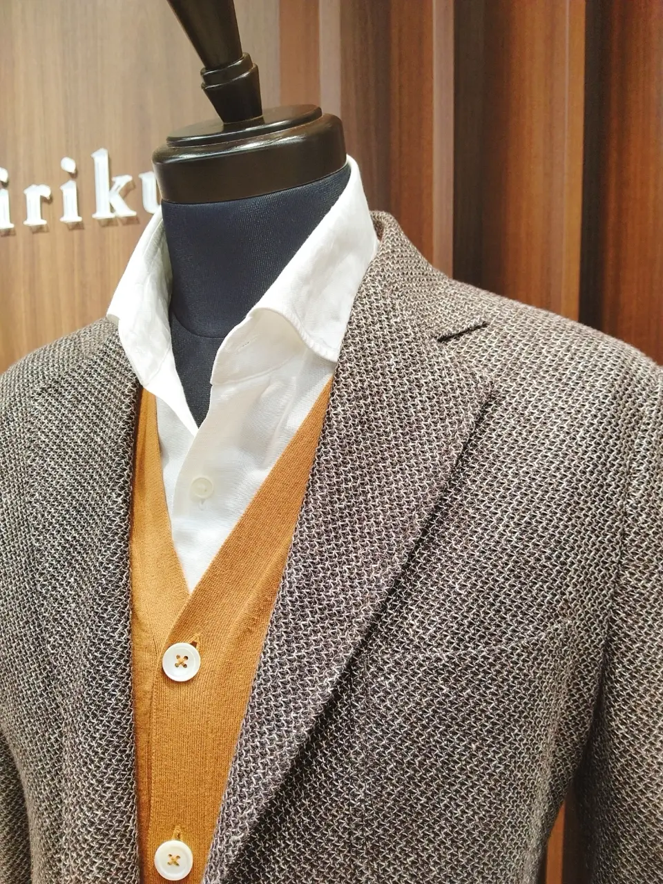 GOTAIRIKU 江坂 コーディネート画像