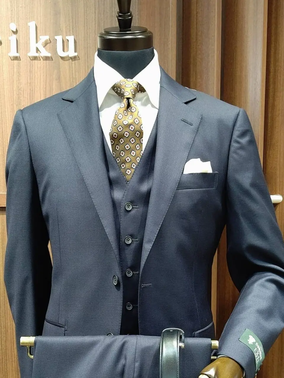 GOTAIRIKU 江坂 コーディネート画像