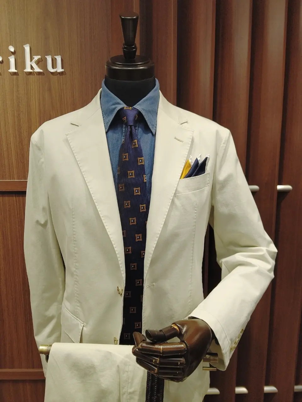 GOTAIRIKU 江坂 コーディネート画像