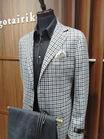 GOTAIRIKU 江坂 コーディネート画像