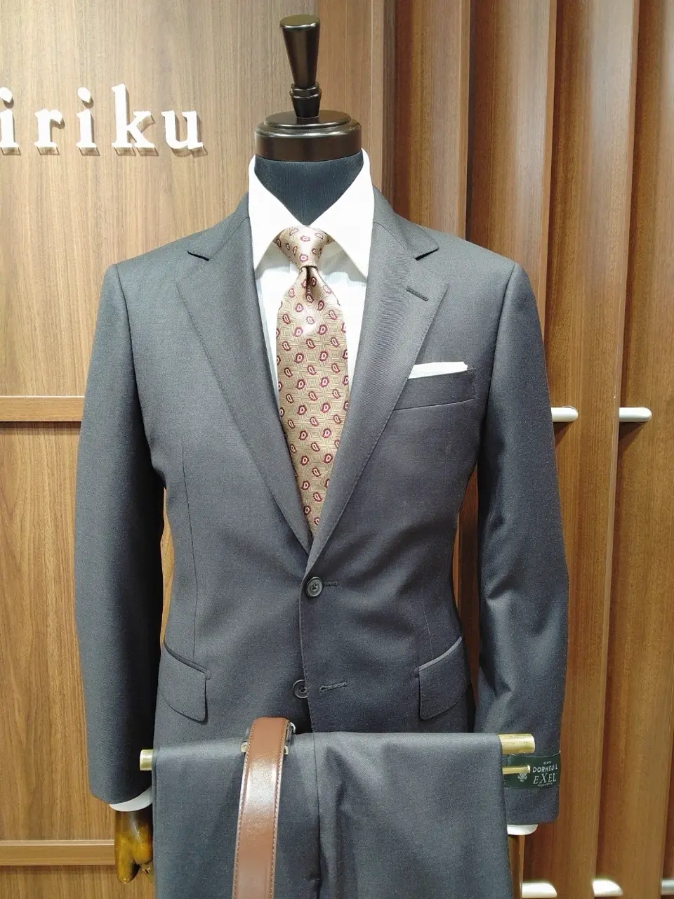 GOTAIRIKU 江坂 コーディネート画像