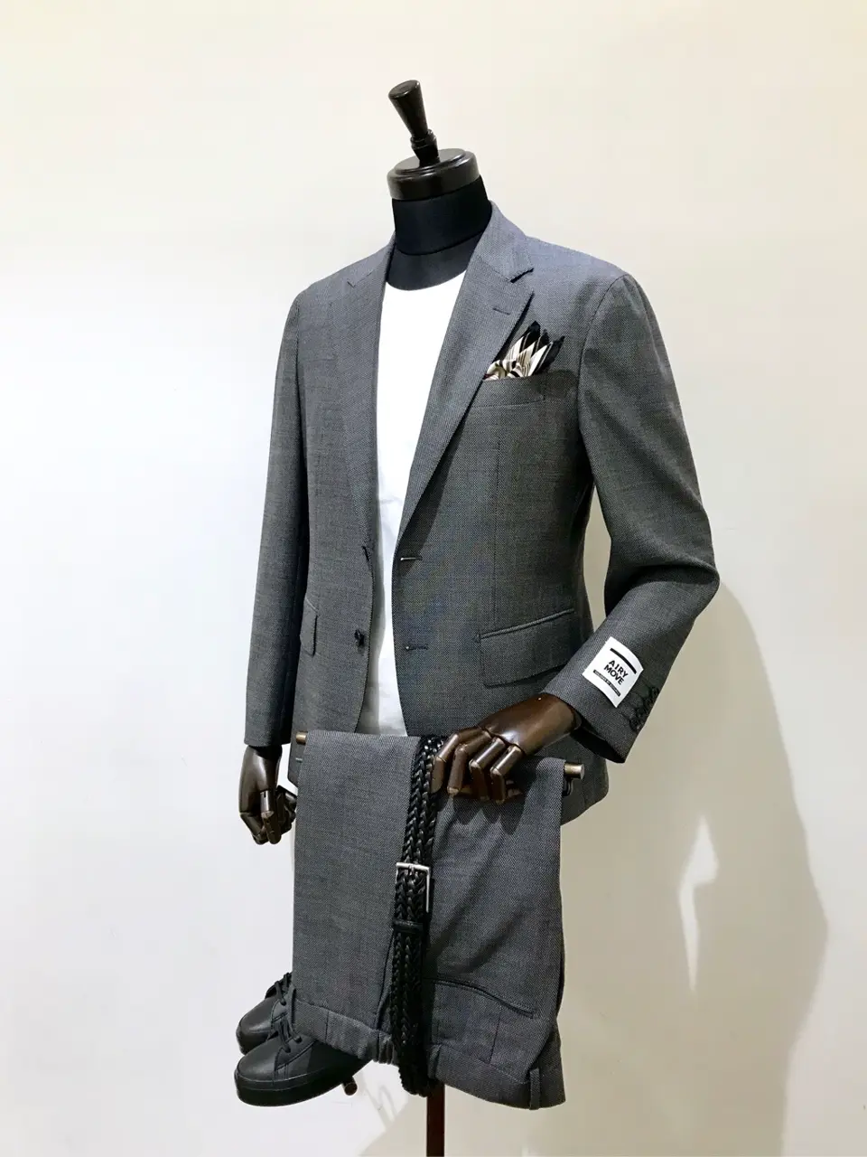 GOTAIRIKU 加藤 コーディネート画像