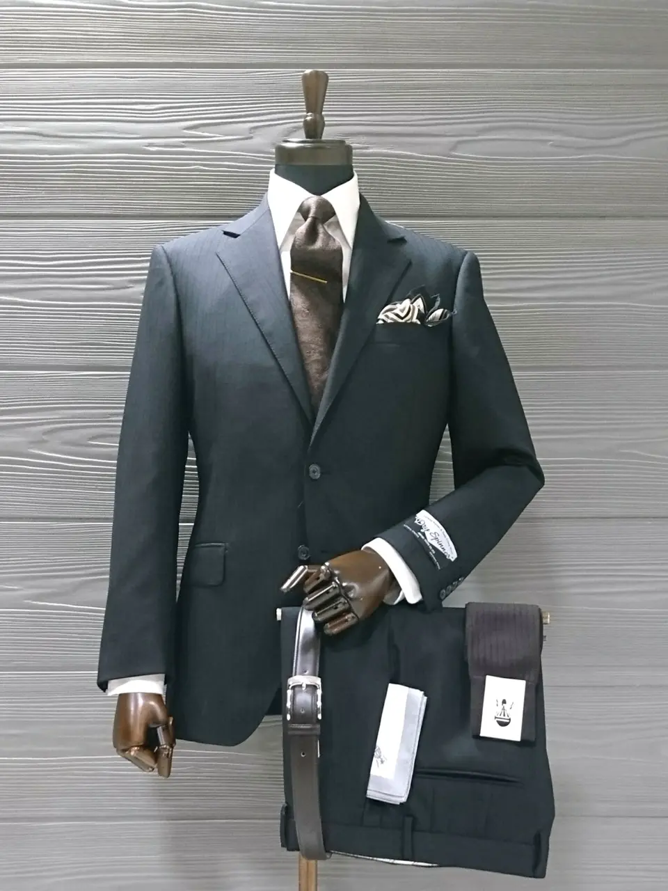  八幡 コーディネート画像