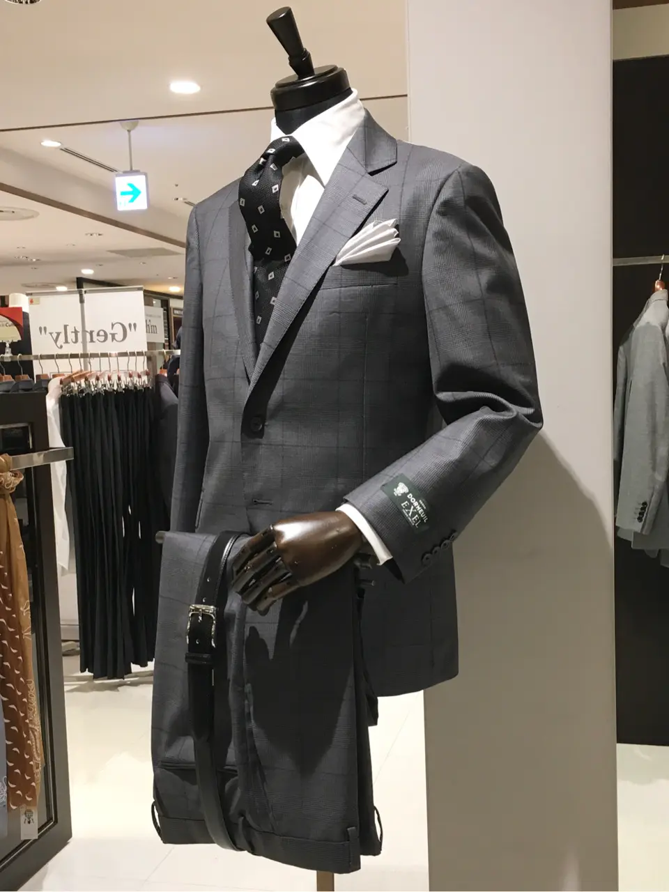 GOTAIRIKU 池田 コーディネート画像