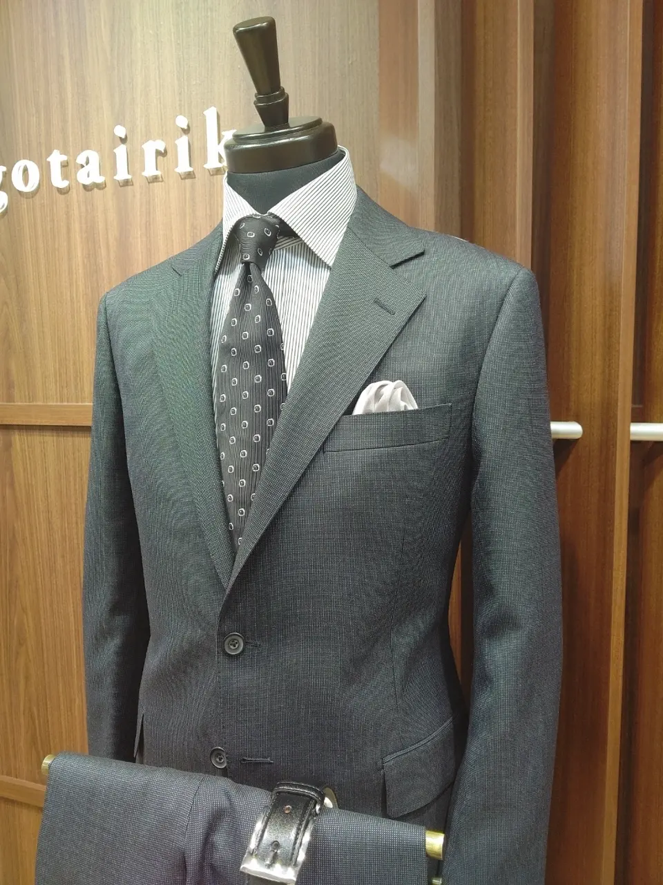 GOTAIRIKU 江坂 コーディネート画像