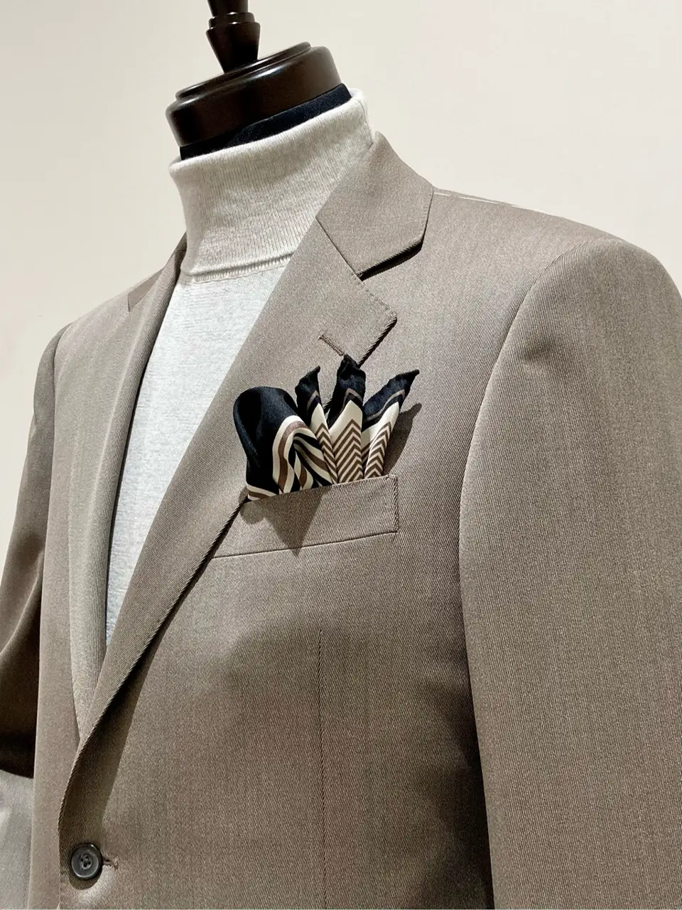 GOTAIRIKU 野上 コーディネート画像