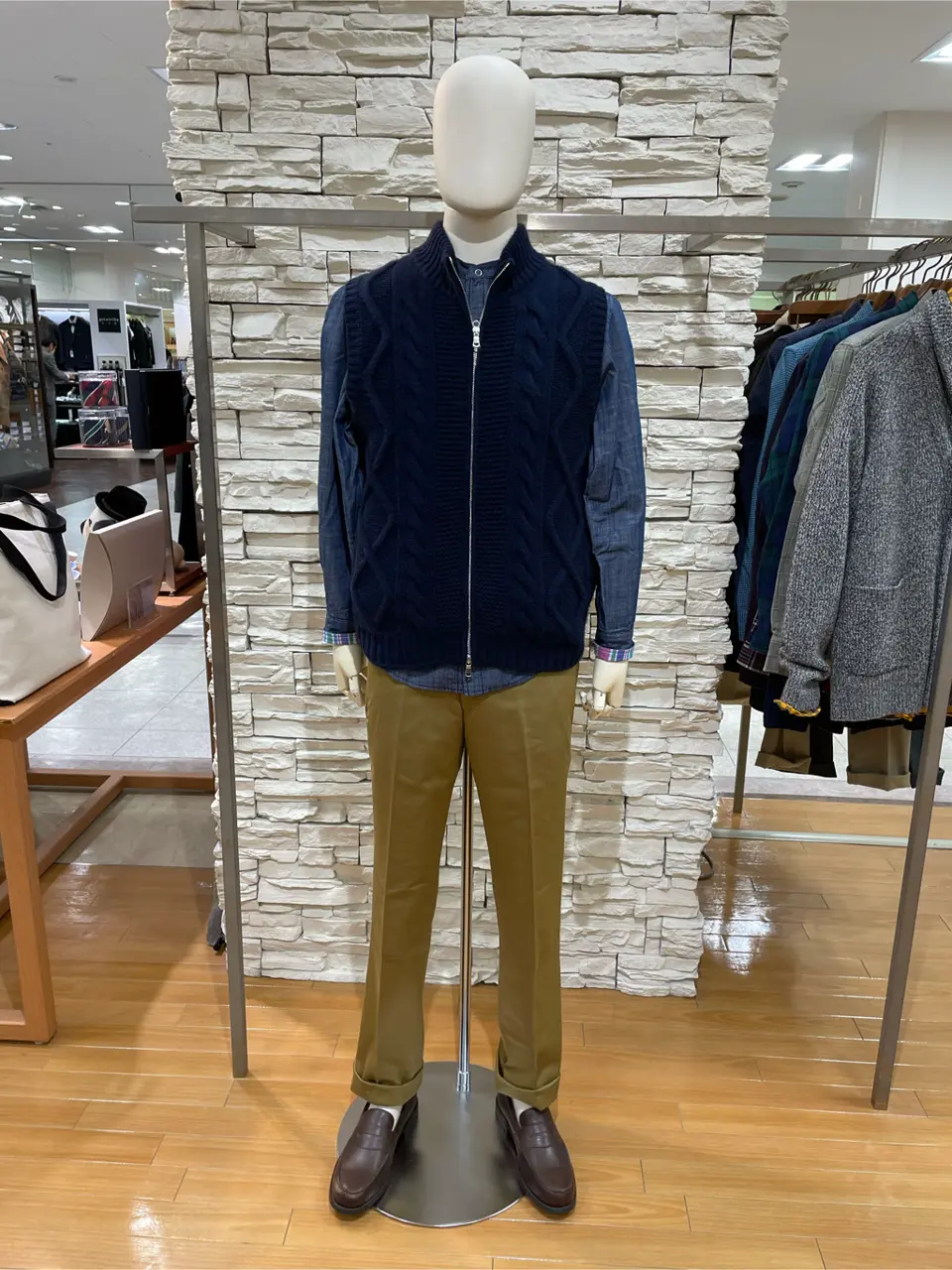  渡邊 コーディネート画像