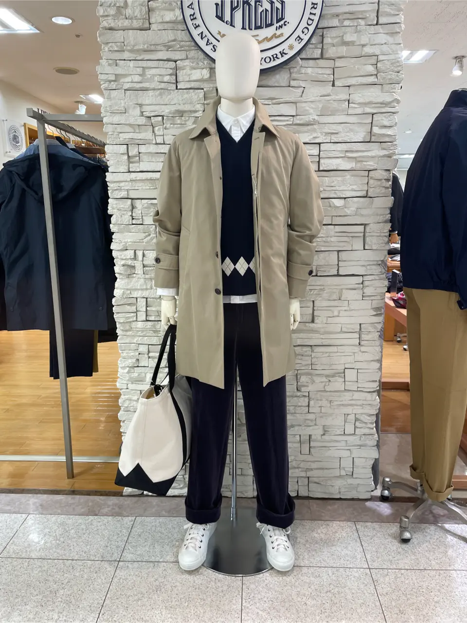  渡邊 コーディネート画像