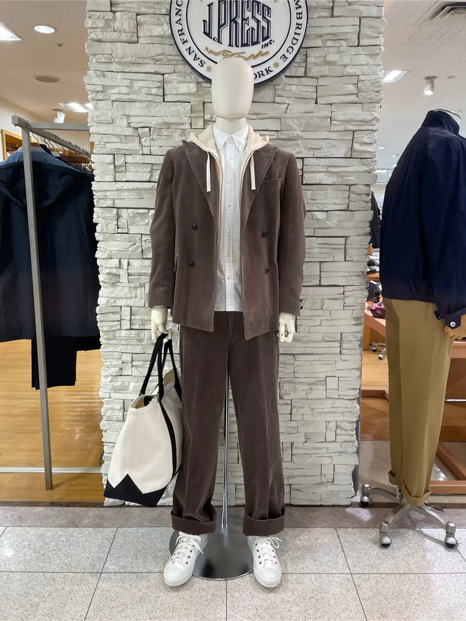  渡邊 コーディネート画像