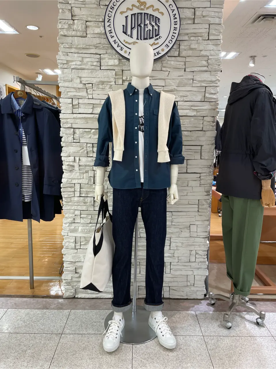  渡邊 コーディネート画像