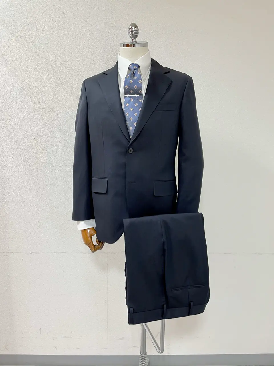  西室 コーディネート画像