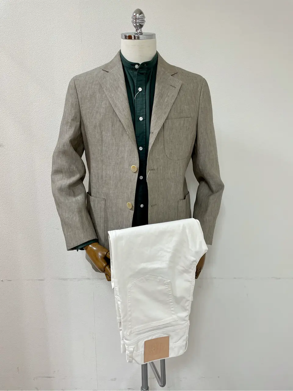  西室 コーディネート画像