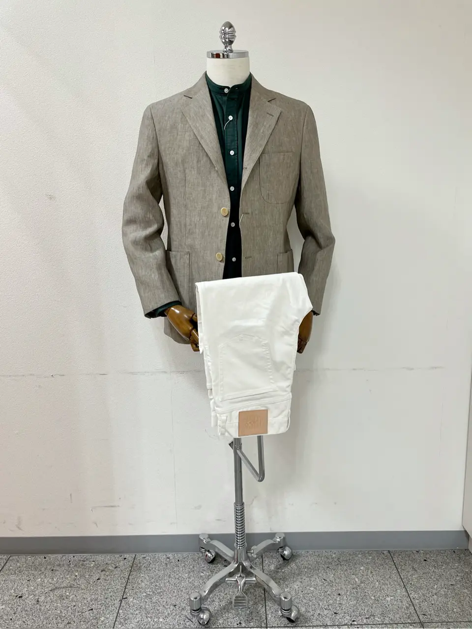 J.PRESS MEN 西室 コーディネート画像