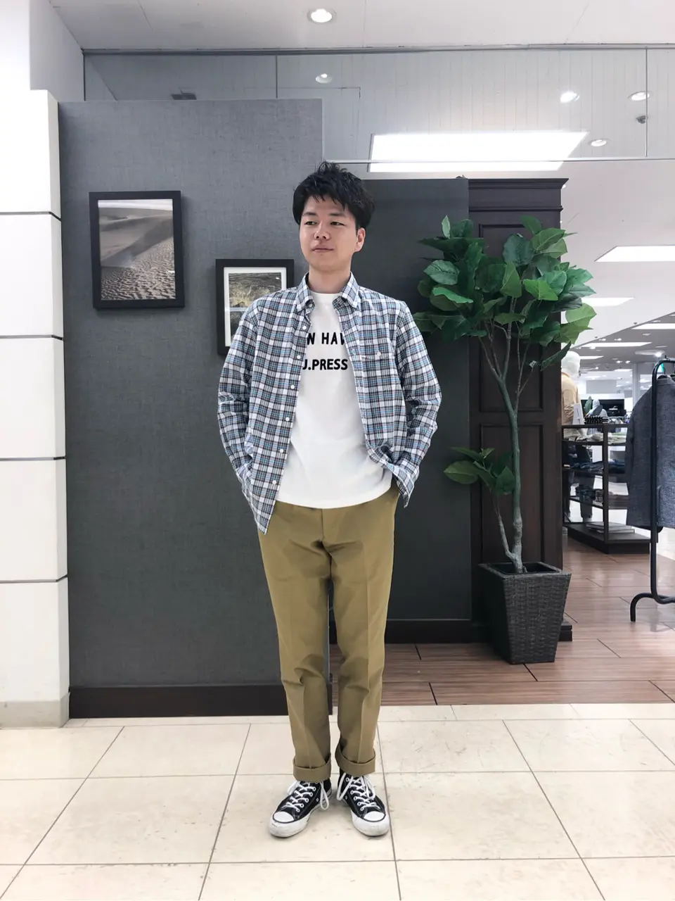 J.PRESS MEN 西本 コーディネート画像