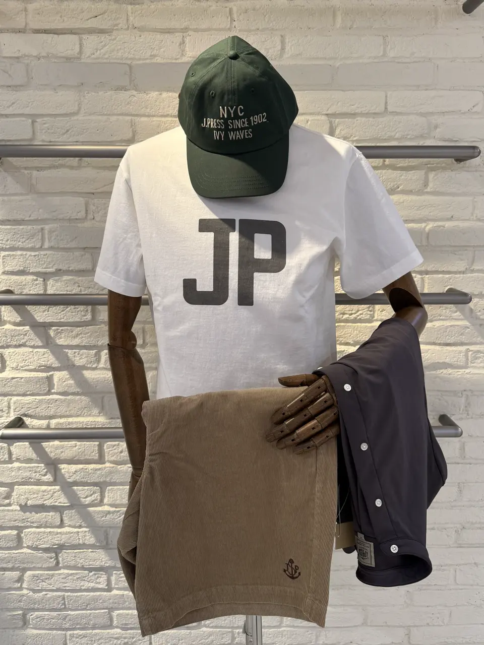 J.PRESS MEN 安原 コーディネート画像
