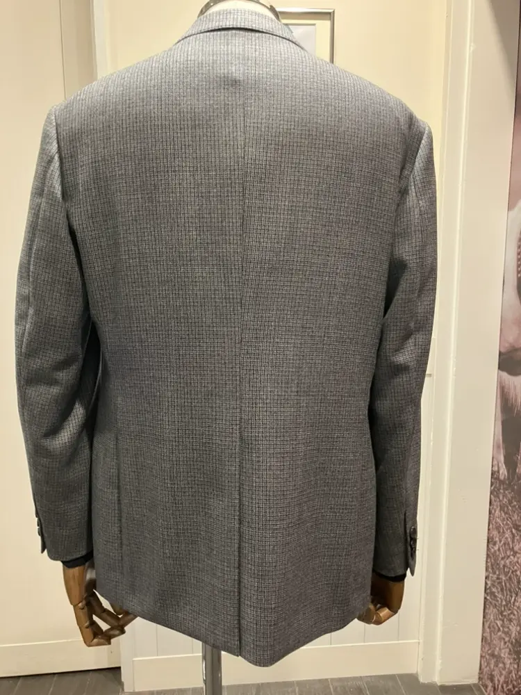 J.PRESS MEN 宇佐 コーディネート画像