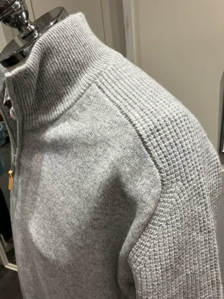 J.PRESS MEN 宇佐 コーディネート画像