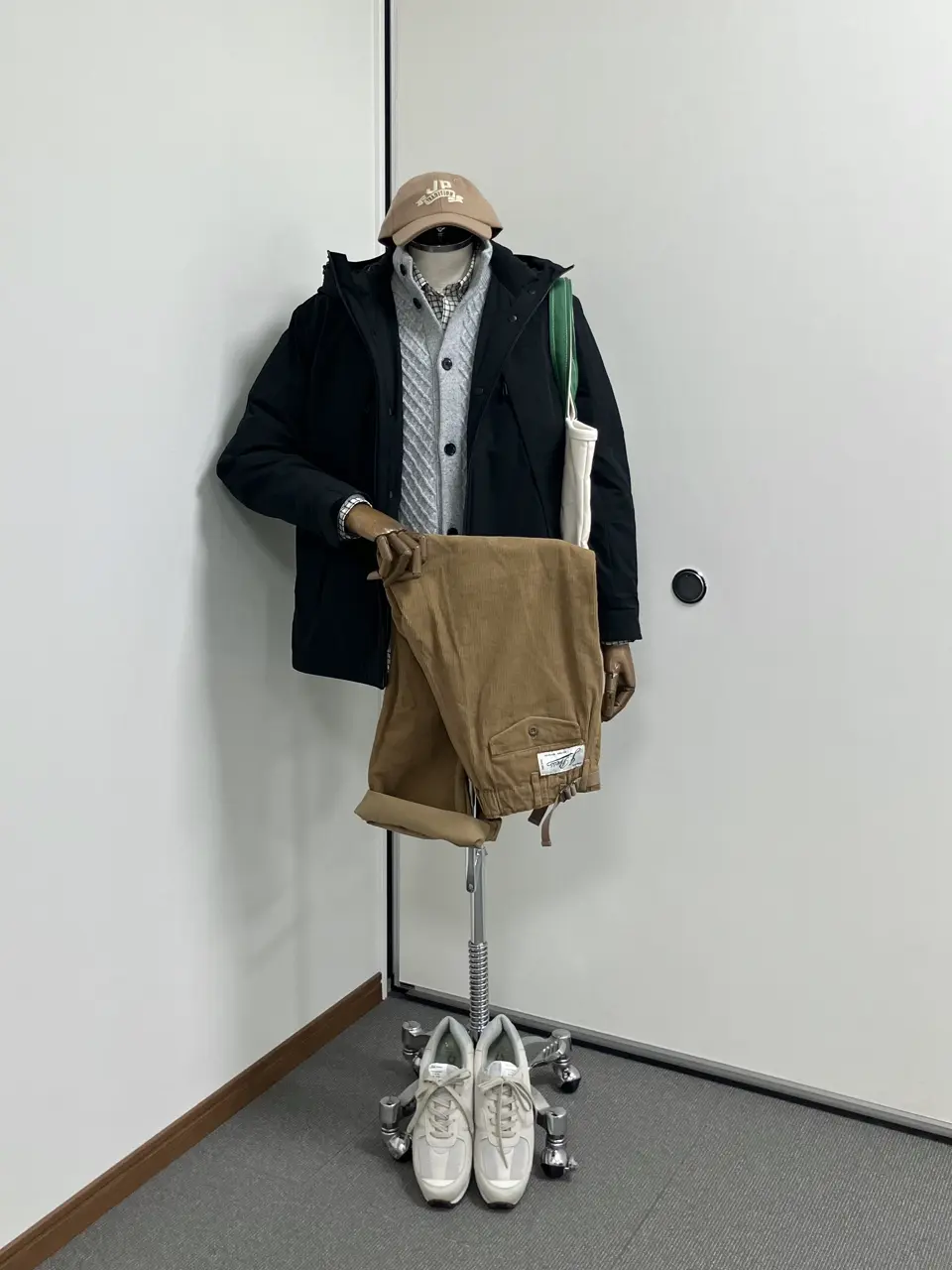  椎葉 コーディネート画像