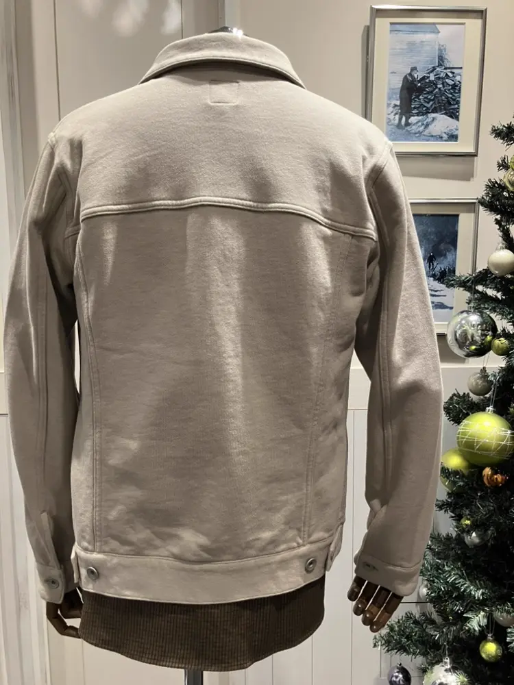 J.PRESS MEN 宇佐 コーディネート画像