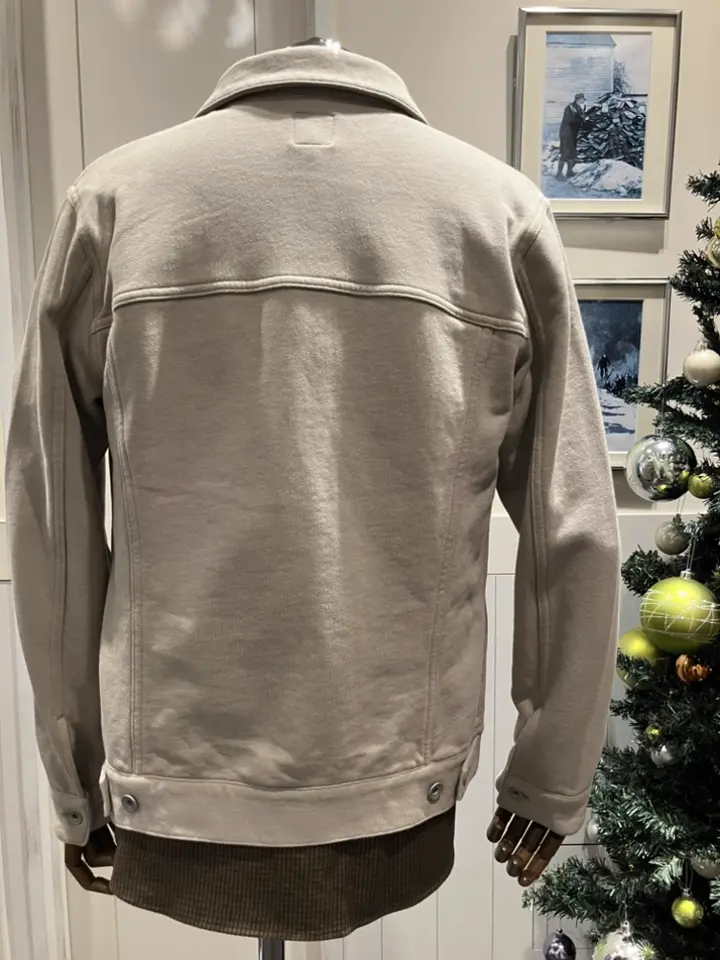 J.PRESS MEN 宇佐 コーディネート画像