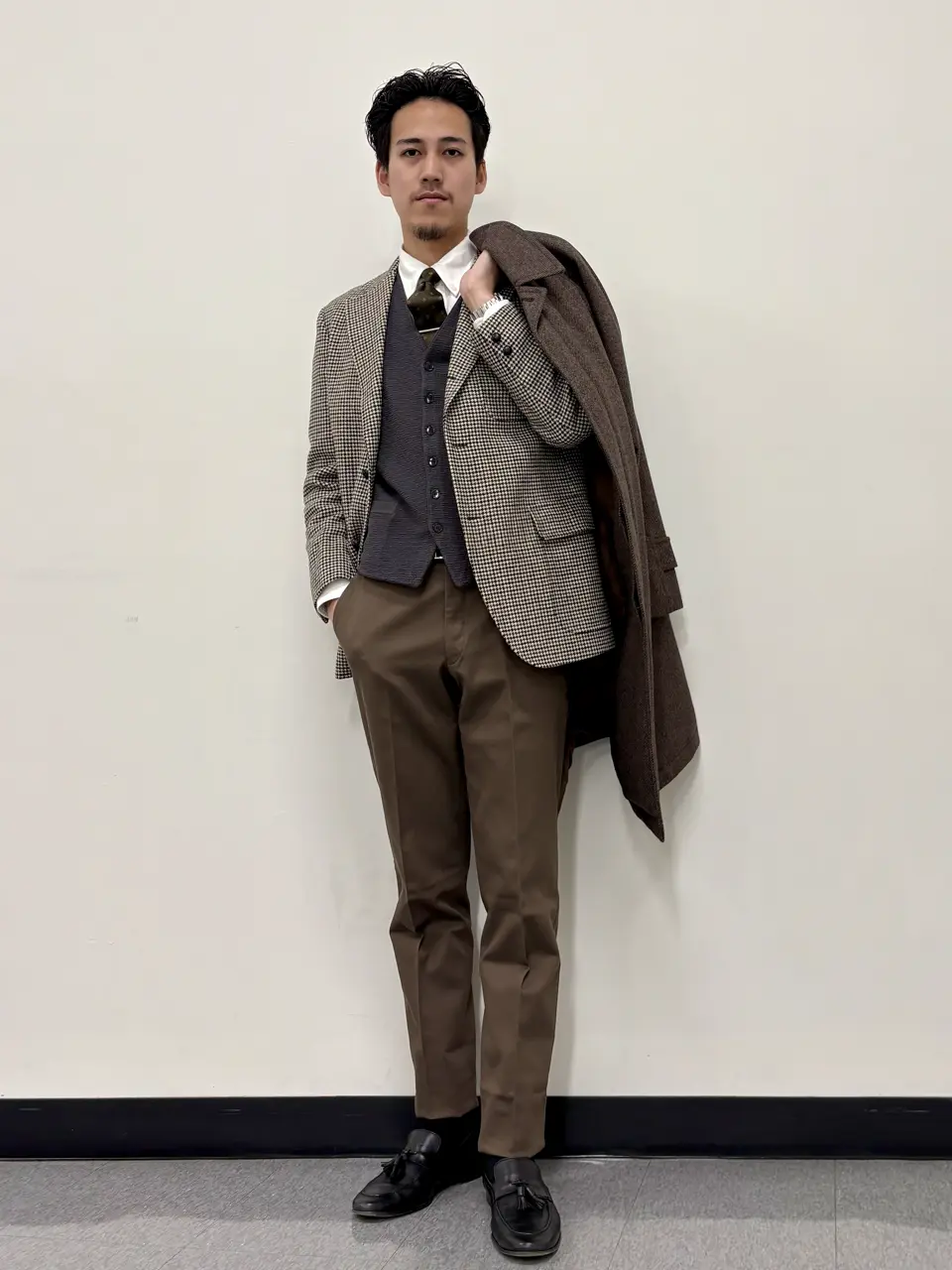 J.PRESS MEN 鈴木 蒼哉 コーディネート画像