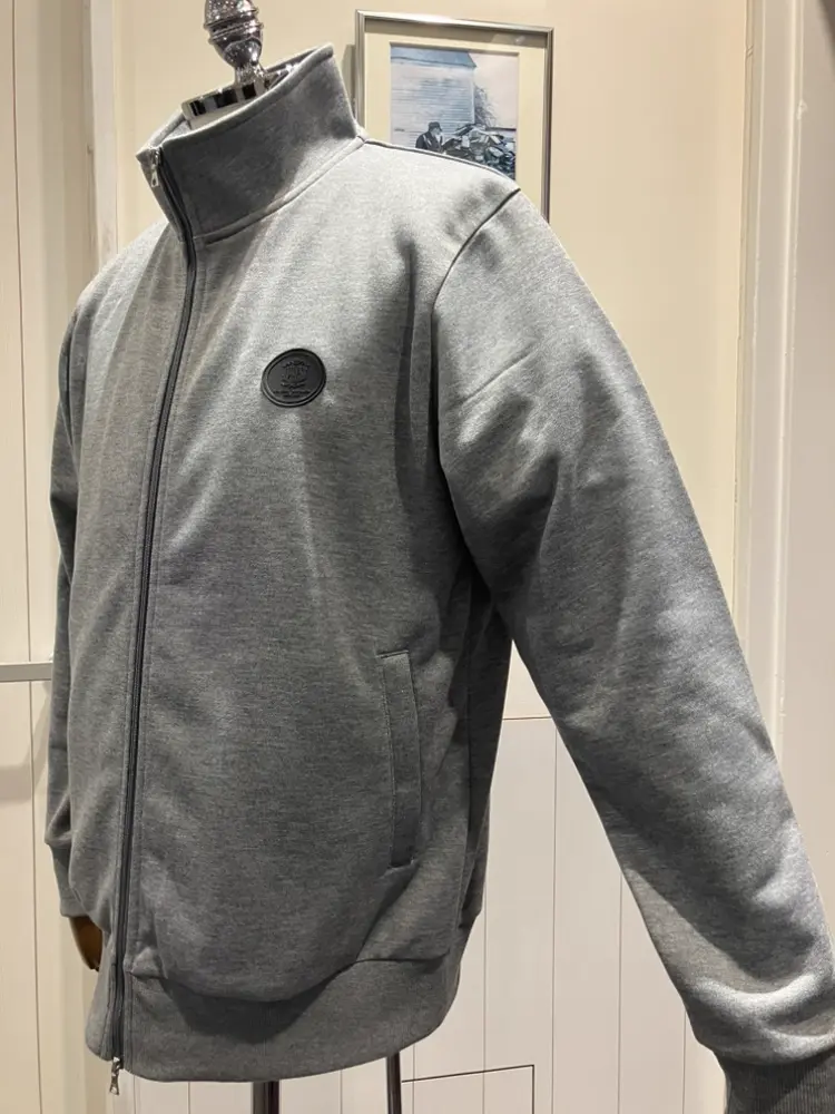 J.PRESS MEN 宇佐 コーディネート画像