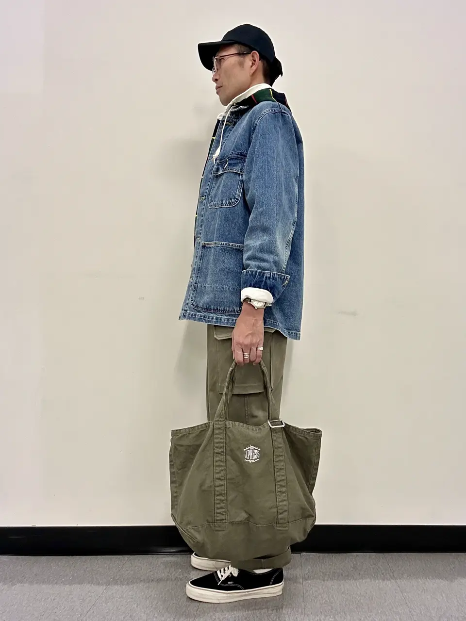 J.PRESS MEN 八巻 コーディネート画像