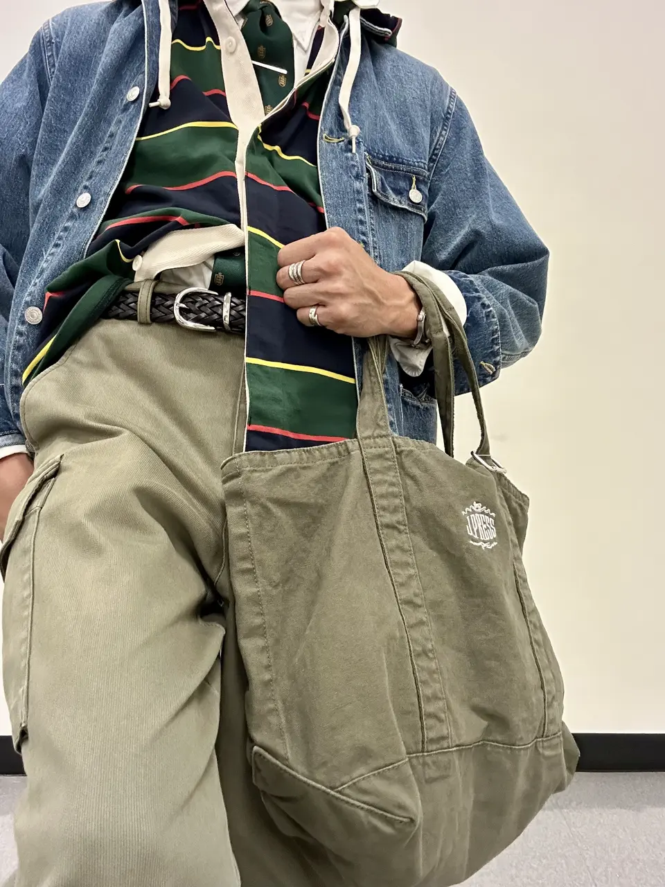 J.PRESS MEN 八巻 コーディネート画像