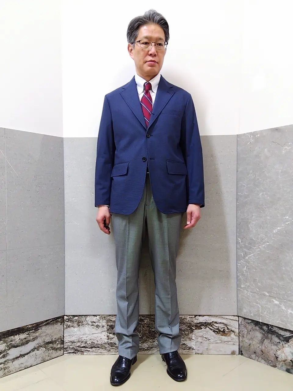  金子 コーディネート画像