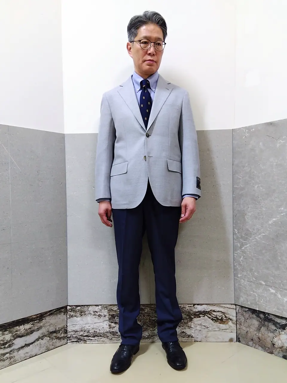  金子 コーディネート画像