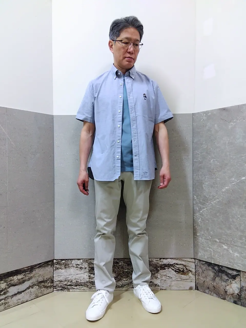  金子 コーディネート画像