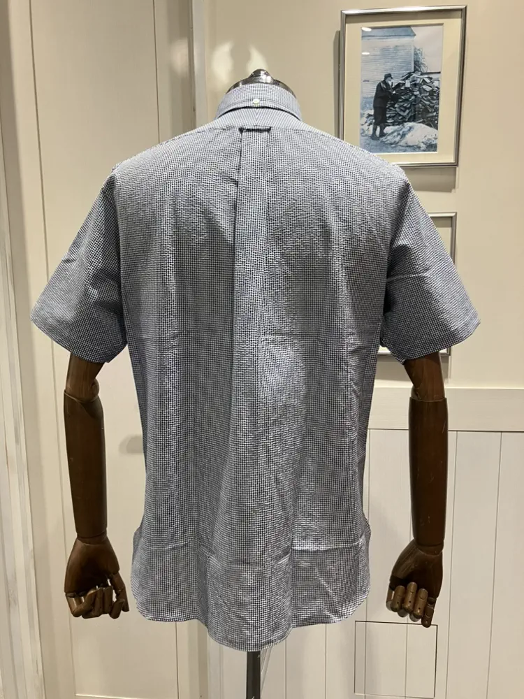 J.PRESS MEN 宇佐 コーディネート画像