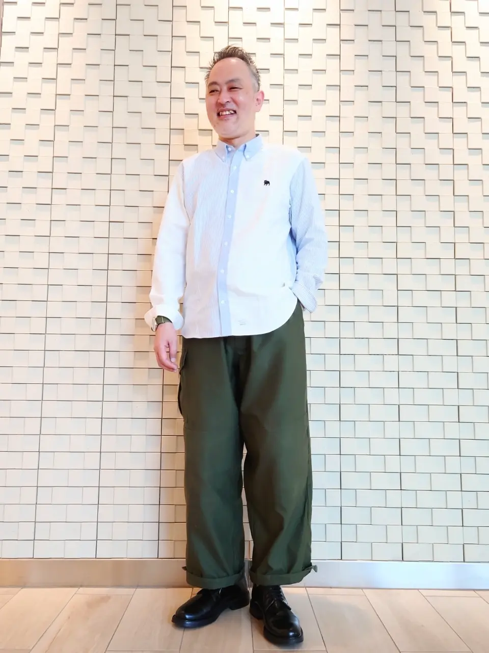  堤 コーディネート画像