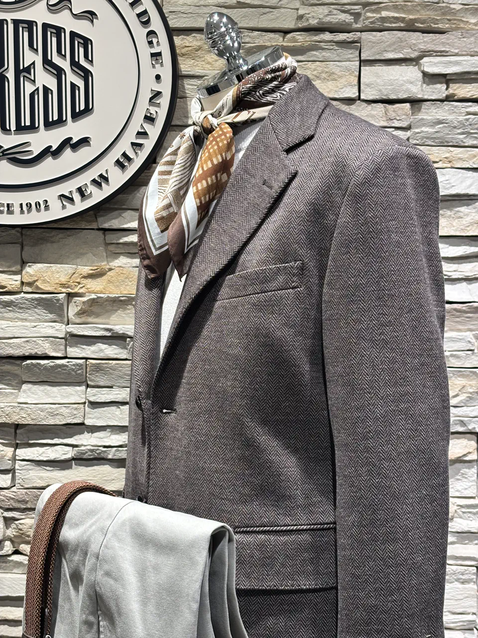 J.PRESS MEN 晴山 コーディネート画像