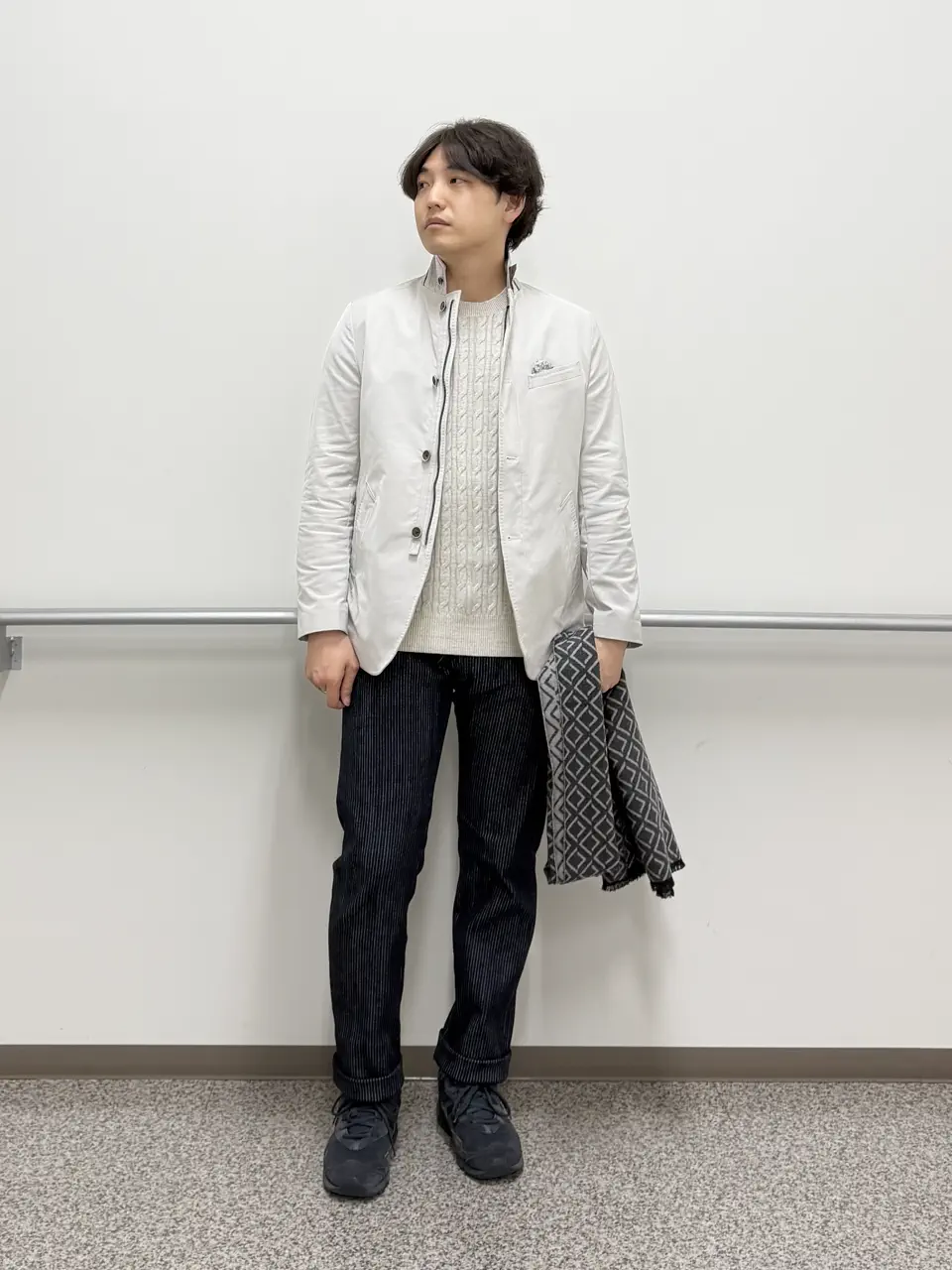 JOSEPH ABBOUD 板屋 コーディネート画像