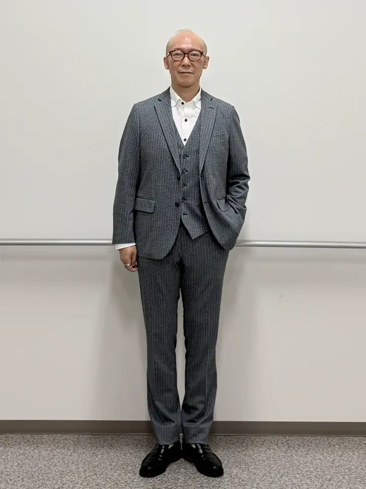JOSEPH ABBOUD 若山 コーディネート画像