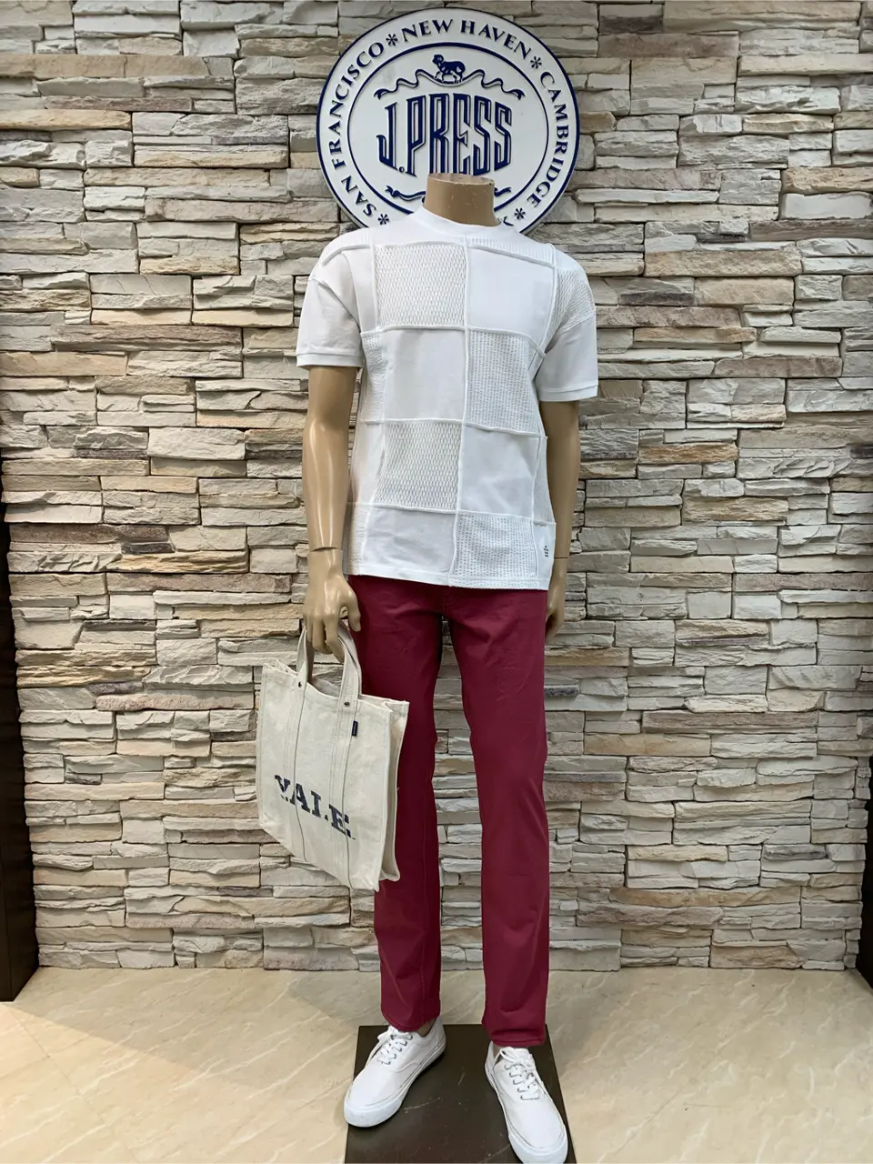  及川 コーディネート画像