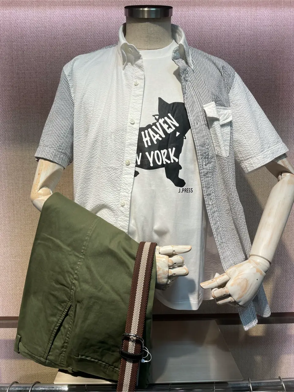  荒谷 コーディネート画像