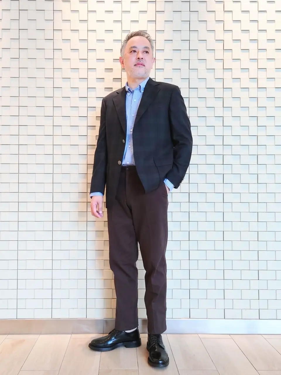  堤 コーディネート画像