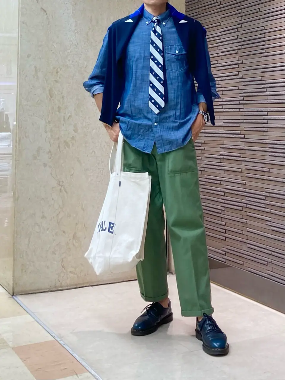 J.PRESS MEN 八巻 コーディネート画像