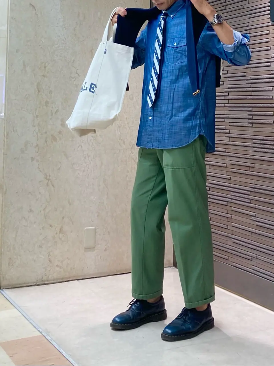 J.PRESS MEN 八巻 コーディネート画像