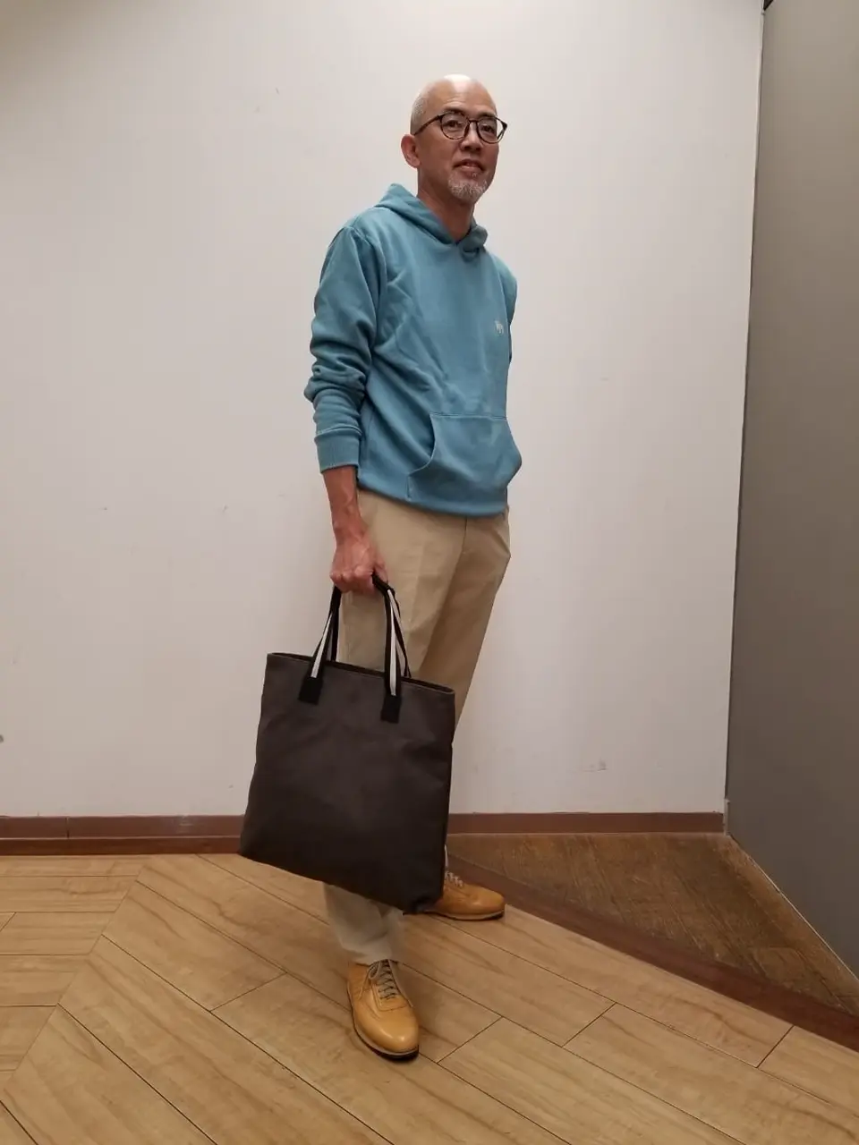  加賀谷 コーディネート画像