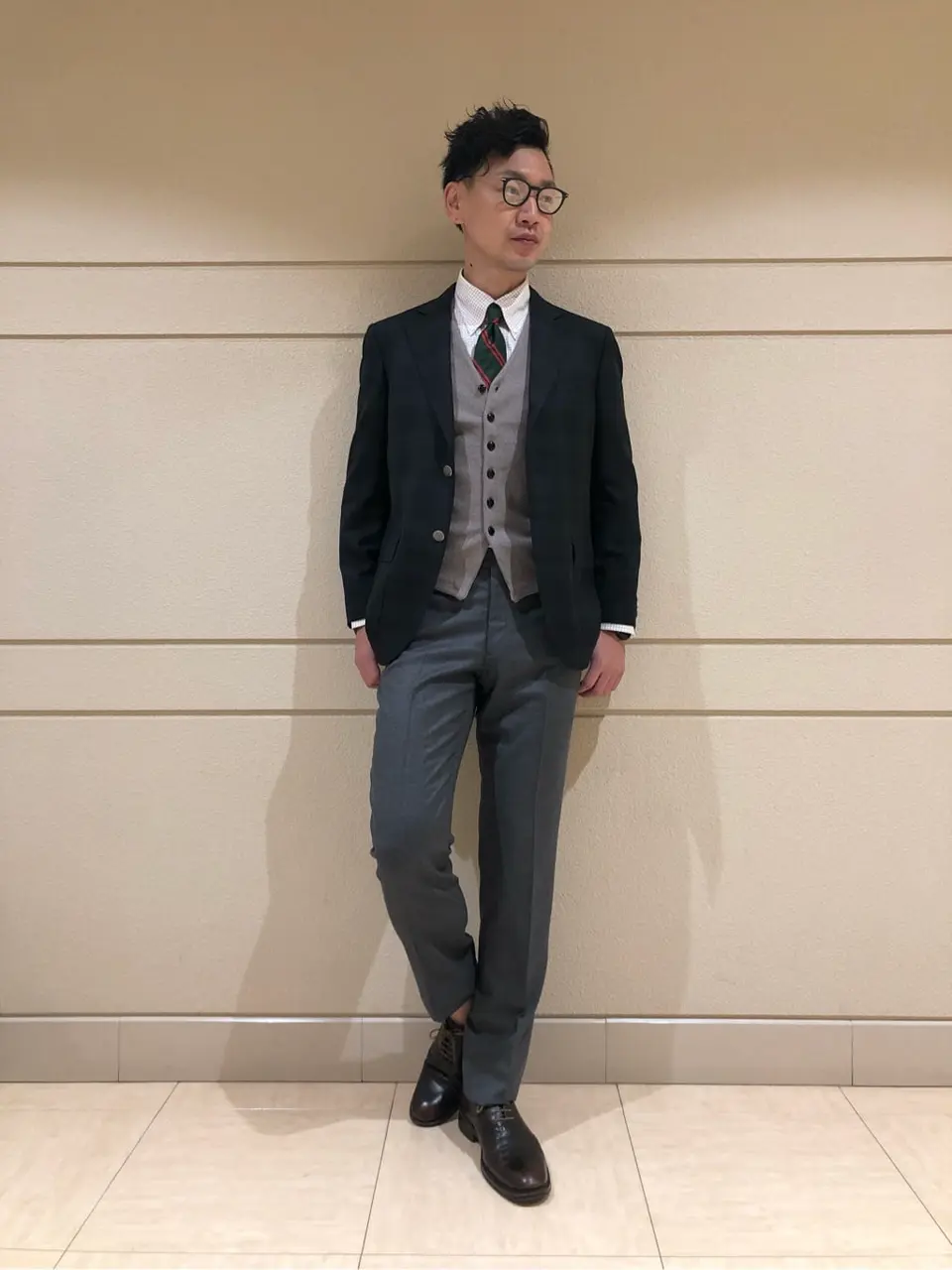  赤石 コーディネート画像