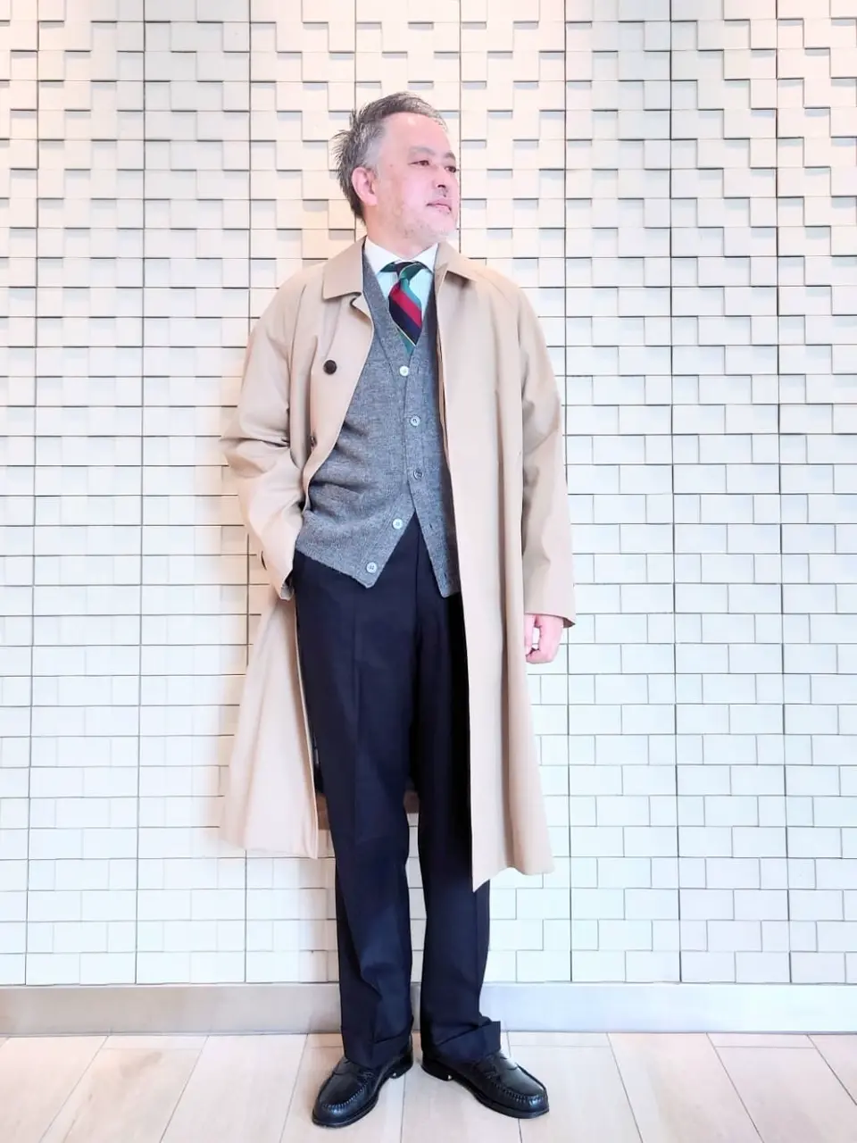  堤 コーディネート画像