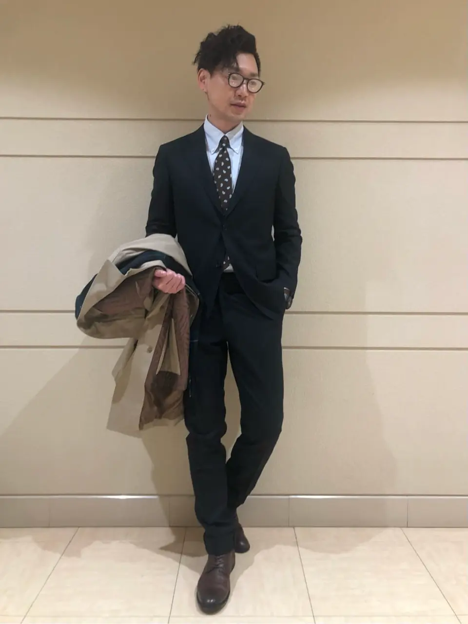  赤石 コーディネート画像