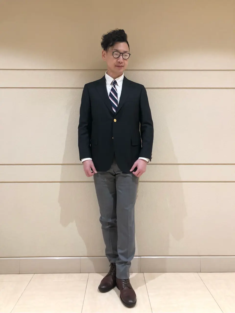  赤石 コーディネート画像