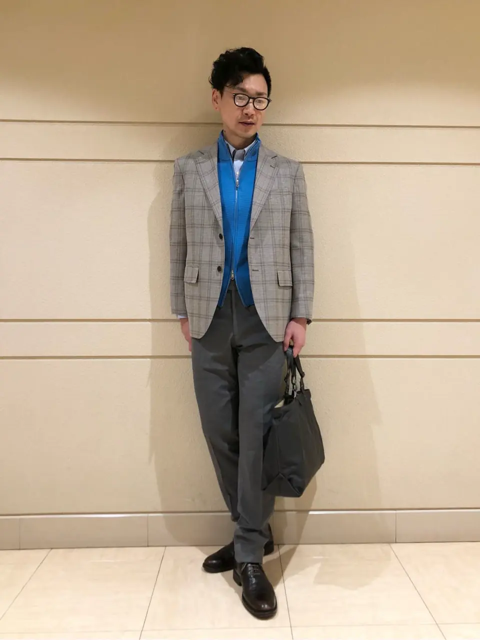  赤石 コーディネート画像