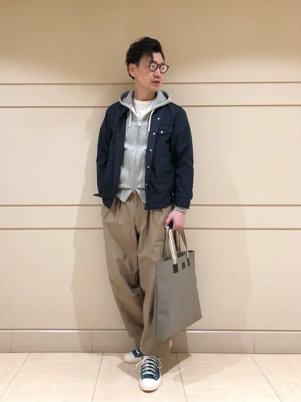  赤石 コーディネート画像