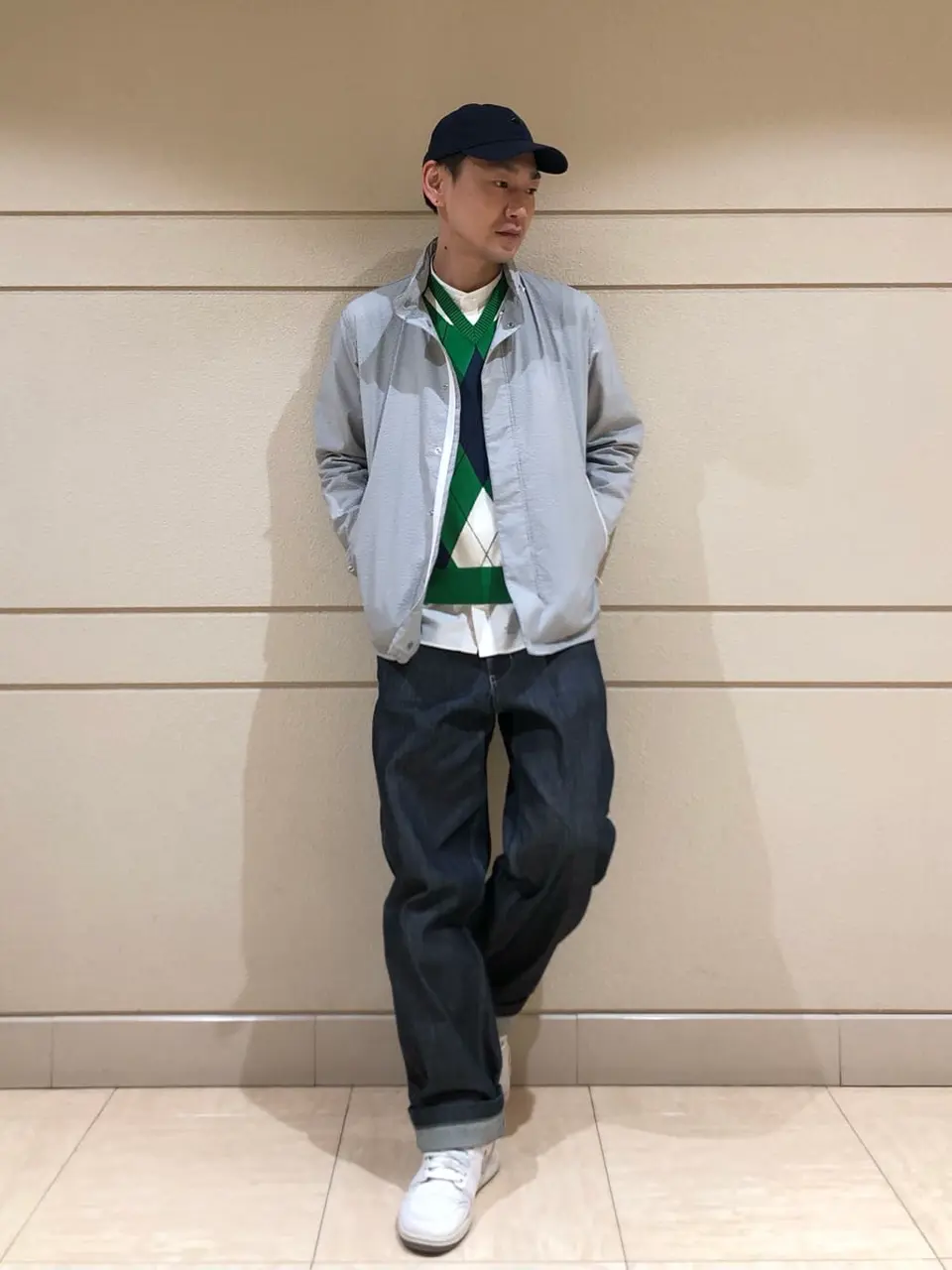  赤石 コーディネート画像