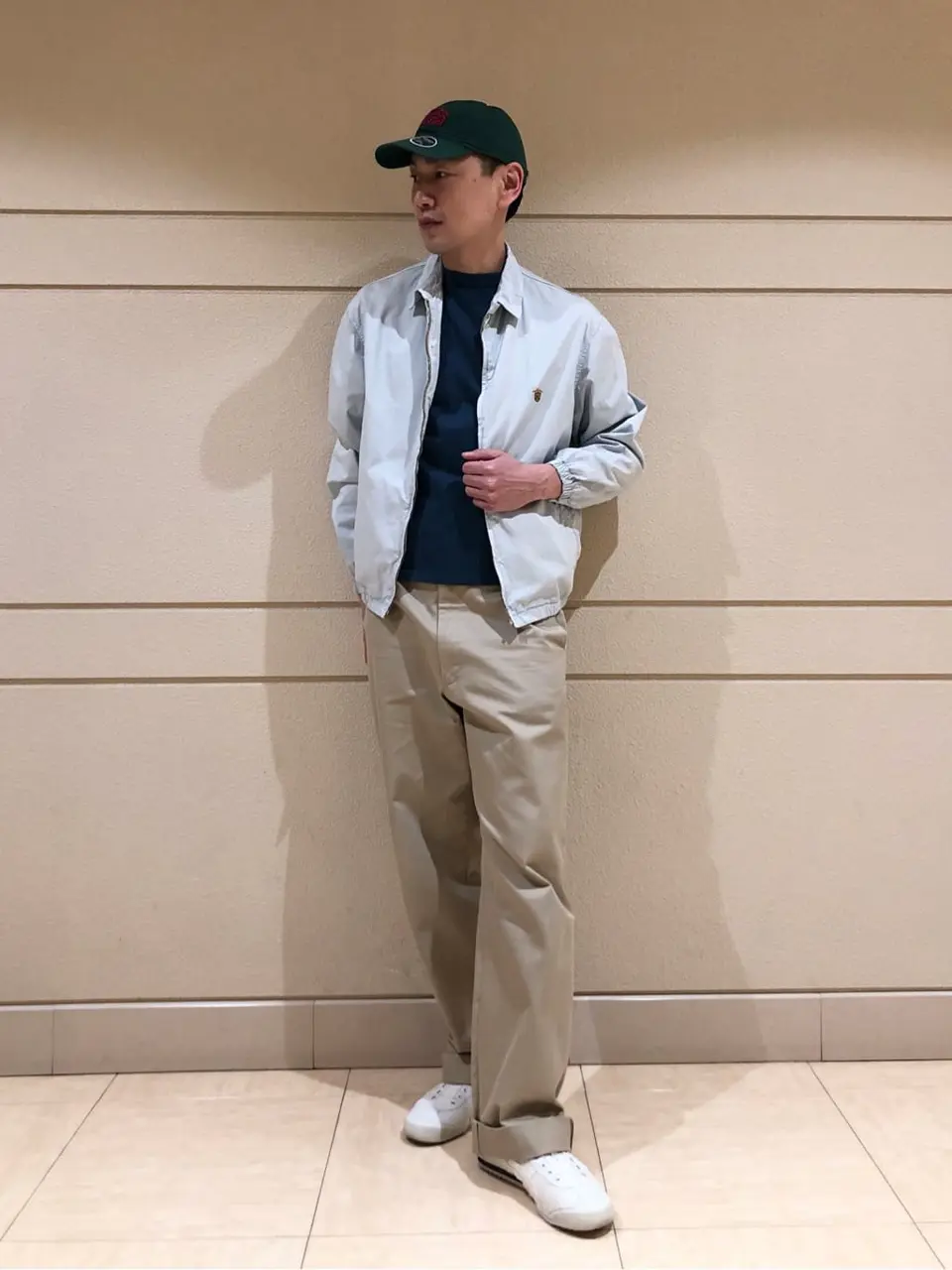  赤石 コーディネート画像